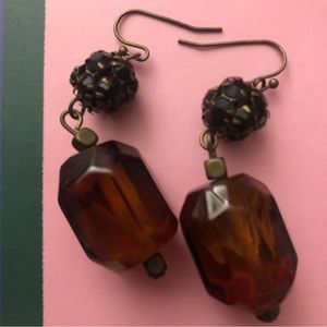 Vintage faceted root beer plastic black rhinestone drop dangle earrings